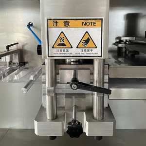 Forming station